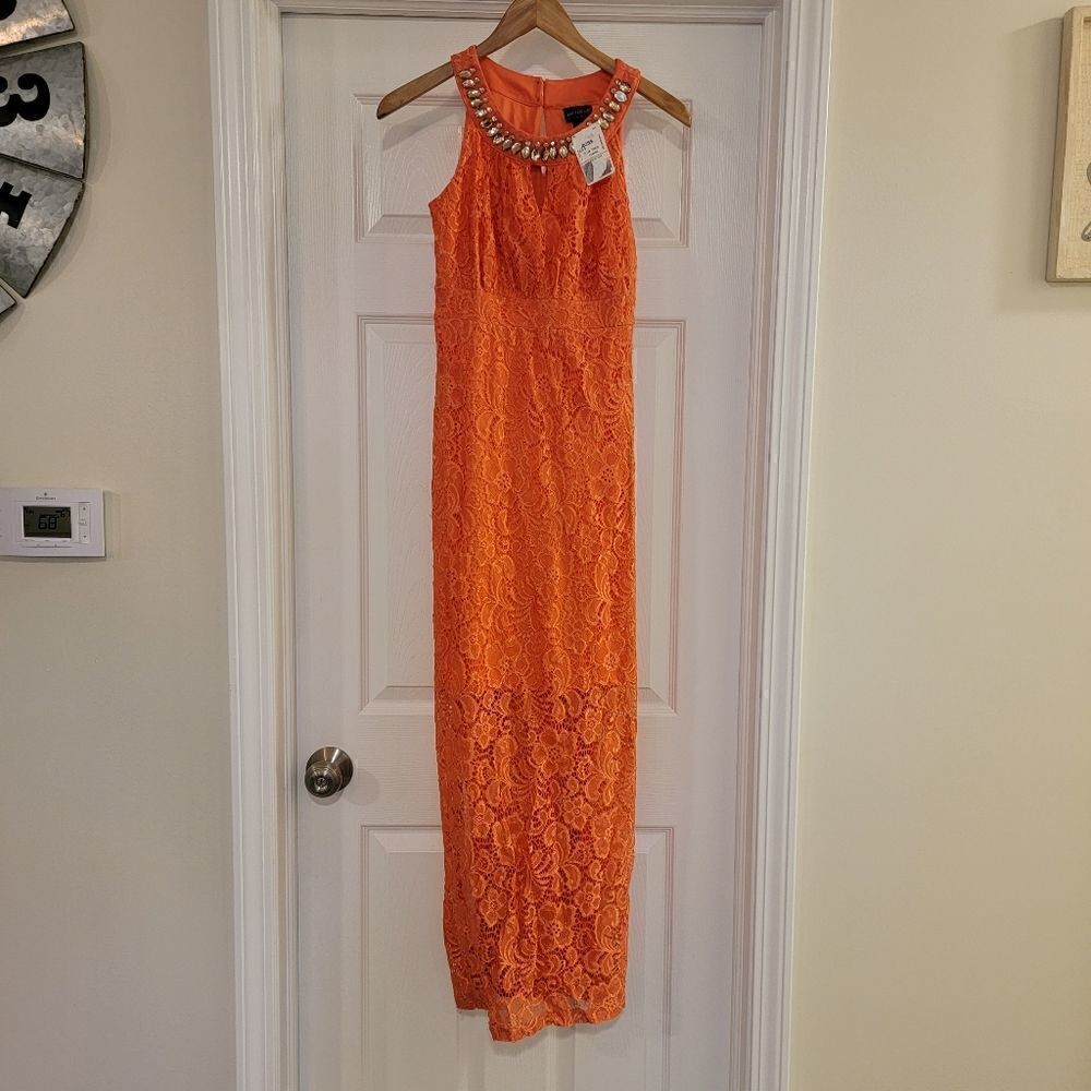 En focus studio orange lace maxi dress size 6 NWT